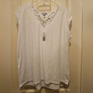 NWT Thyme + Honey White Top with Laced and Beaded Neckline - XL